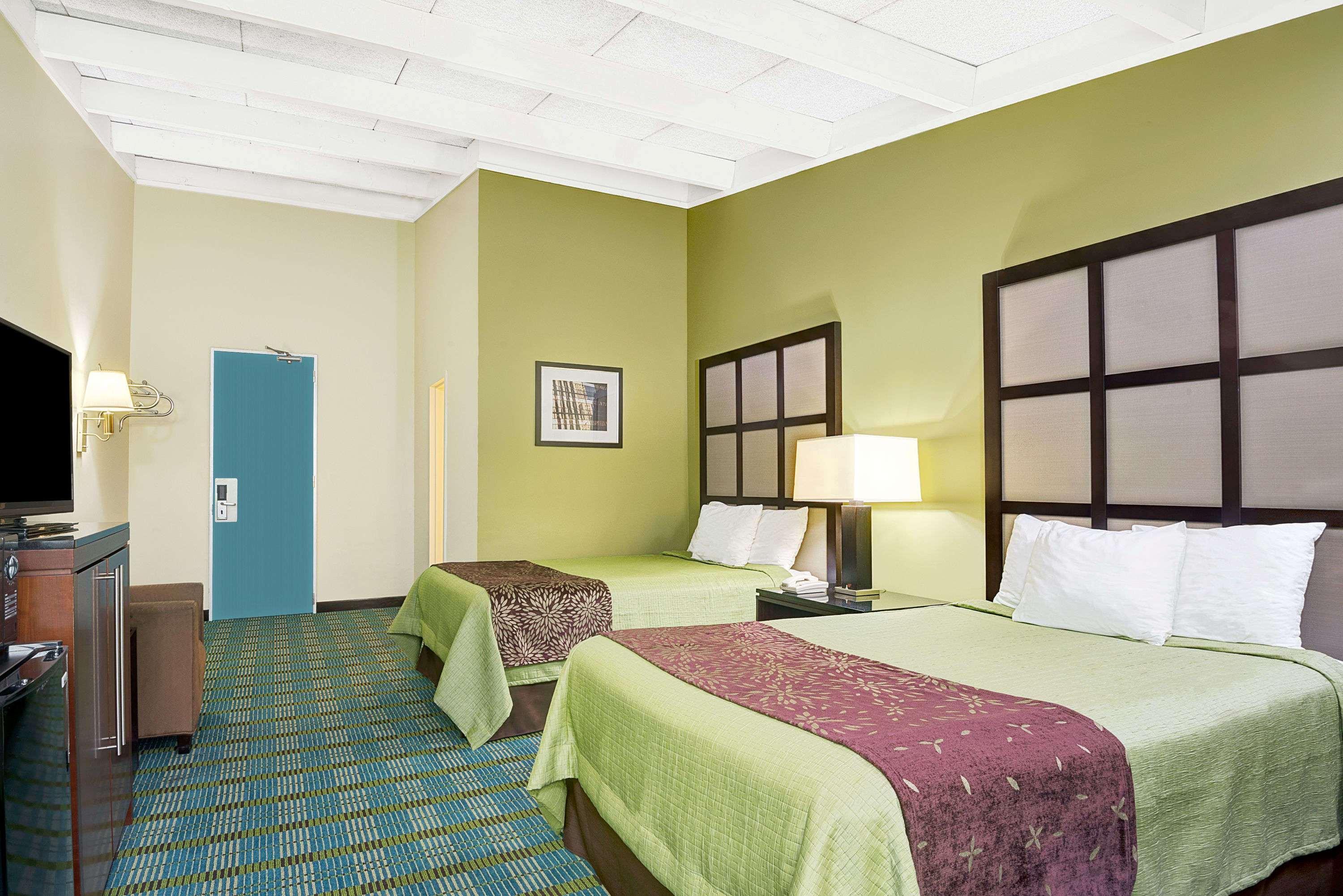 Days Inn By Wyndham Southington Esterno foto