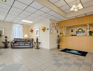 Days Inn By Wyndham Southington Esterno foto